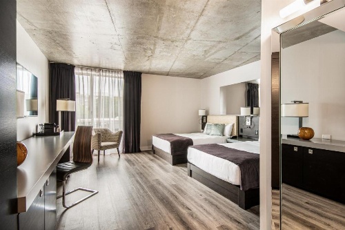 HOTEL10 Montreal image 12
